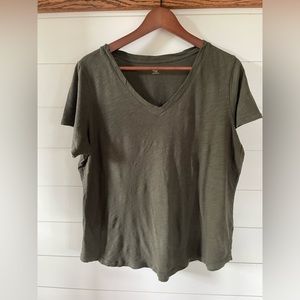 Old Navy Everywear V-Neck Tee Green L Tall